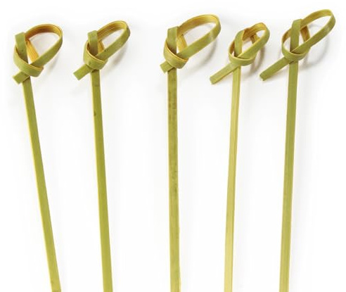BambooMN 3.5 Green Knot Knotted Bamboo Cocktails Hors D'oeuvres Fruit Sandwich Skewers Picks for Catered Events, Holiday's, Restaurants or Buffet Party Supplies, 200 Pieces