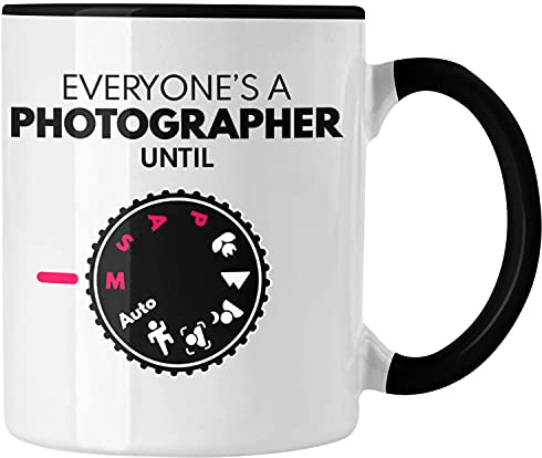 Trendation - Fotograf Tasse Zubehör Lustig Fotografie Geschenk Fotografieren Kaffeetasse Geschenkideen Grafik Insider (Schwarz)