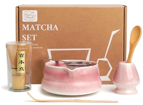 HEI MING Premium Matcha Set 6-teilig – Exklusives Matcha Tee Set mit Bambus-Chasen (Besen), Rosa Keramik-Schale, Sieb, Löffel & Zubehör, Originelles Geschenk für Matcha