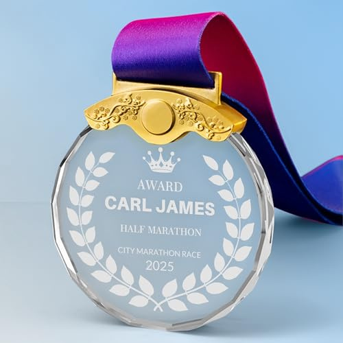 WERWAES Medaille mit Gravur – Personalisierte Medaillen für Kinder in Geschenkbox – Individuelle Goldmedaille mit Wunschtext & Motiv für Wettkampf, Wettbewerb und Sportfest