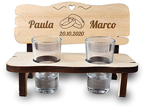 polar-effekt Schnapsbank aus Holz mit Wunschgravur - Motiv Ringe - 2x Schnapsgläser inklusive - nachhaltig und robust - Naturprodukt - Geschenk für Hochzeit, Jahrestag, Verlobung, Romantik