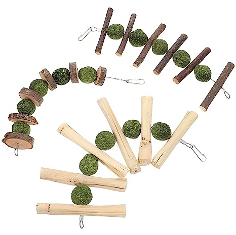 HANABASS Snack Masticabile Per Molari Piccoli Per Conigli e Roditori, Set 3 Pezzi Di Palline Erba Medica e Ciondoli Naturali a Forma Di Coniglietto, Per Cincillà, Porcellini D’india e Criceti