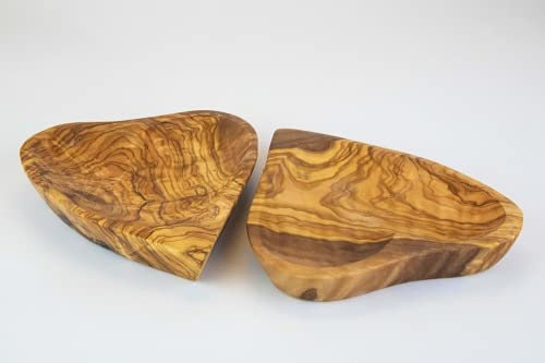 Lot de 2 assiettes de service en bois d'olivier en forme de cœur