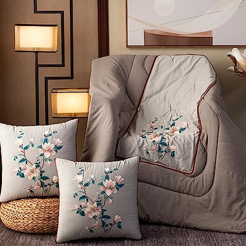Surwin Reisedecke Kissen 2 In 1, Gestickt Chinesisch Stil Flugzeug/Auto Kissen Decke Verwandlungskissen Decke mit Reißverschluss, Mikrofaser Steppdecke Zierkissen (145x195cm,Rosa Blütenblätter)