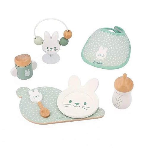 Janod - Zen Fütter-Set - 7 Puppen-Accessoires - Rollenspielzeug - Spielzeug aus FSC-Holz und Stoff - Ab 24 Monate, J06629, grün