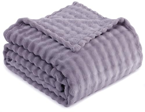 RUIKASI Fleece Throw Blanket for Sofa - Lavender Purple Single Fluffy Bubble Throws Cozy Blanket with Reversible Design, Throw 130x150 cm