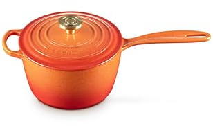 Le Creuset Cacerola redonda de hierro fundido esmaltado, 2.25 cuartos de galón, naranja con perilla nueva