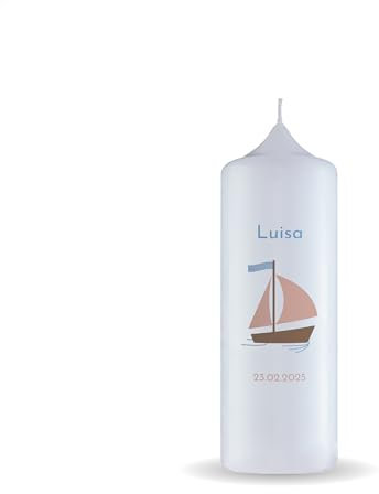 ENGELS KERZEN – Stumpenkerze Ø7 H 20cm Segelboot Rosa - Tauf- und Geburtstagskerze personalisierbar mit Namen & Datum. Handgemachte Kerze mit langer Brenndauer für Taufe & Geburtstag. Made in Germany