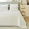 WOLTU Cubre Cama 200x220 cm Beige, Colcha Cama con 2 Funda de Almohada 50x70 cm, Ropa de Cama y Sofa Reversible Suave, Colcha Diseño Relieve Rombal, Tamaño Extragrande