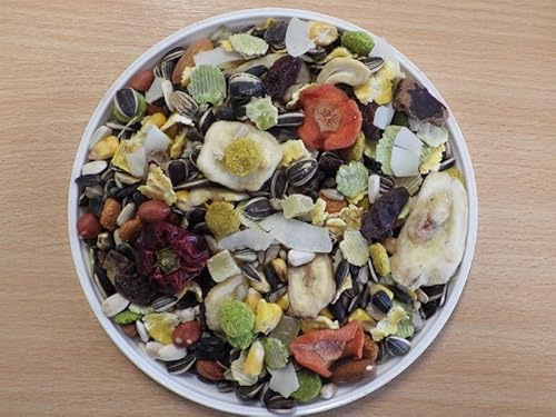 Superpet Fruity Parrot Food Bird Seed Blend, Mixed Fruit & Sunflowers 1kg | Contains Dried Fruit, Nuts, Coconut & Vegetable Pellets, Natural Aviary Mix, Suitable for All Aviary Species & Garden Birds
