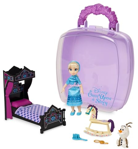 Disney Store Offizielles ELSA Minipuppen-Spielset, Die Eiskönigin - Völlig unverfroren, Once Upon a Story Kollektion, 7-TLG., Figurenset mit Zubehör, inklusive Olaf, Schaukelpferd, Ab 3 Jahren