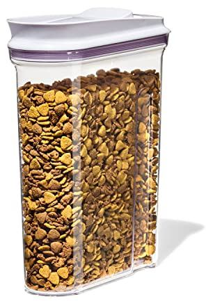 OXO Good Grips Pet Food Dispenser - 4.5 Qt/4.25 L | Ideal for up to 4lbs of Dog Food or 3.5lbs of Cat Food | Airtight, BPA Free