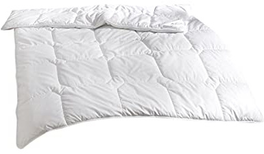 Traumschlaf Thinsulate Winterbettdecke – leichte & warme Funktionsfaserdecke mit 3M Thinsulate Füllung – klimaregulierend & feuchtigkeitsregulierend – Baumwollbezug & Längssteppung – 155x220 cm