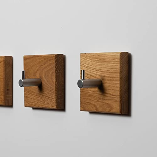 WOODS Garderobenhaken aus Holz mit Klebepad I unsichtbare Montage ohne Bohren I einzeln oder als Garderobenleiste I Garderobe Hakenleiste Handtuchhalter (Eiche, Edelstahl Haken, 3 Stück)
