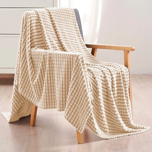 Comart - Plaid Waffle - 125x150 cm - Effetto Pile - Coperta per Divano, Poltrona e Letto Singolo - Plaid Caldo e Super Morbido - Copertina per Tutte le Stagioni - Lavabile in Lavatrice - Beige