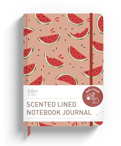 Rileys & Co Carnet Pastèque Parfumé pour le Travail et l’École - 8 x 6 Pouces - Carnet Rigide Parfumé Rafraîchissant - 240 Pages Lignées - Compact pour Femmes et Adolescents
