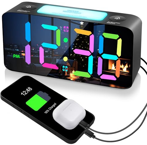 Digital RGB Farbiger Spiegel Wecker für Schlafzimmer, 15-Farben Modus/7 Großer Bildschirm/3 Helligkeit, Nachtlicht, 2 USB-Ladegerät,Einstellbare Lautstärke,12/24H,Netzbetrieben Uhr für Kinder Ältlich