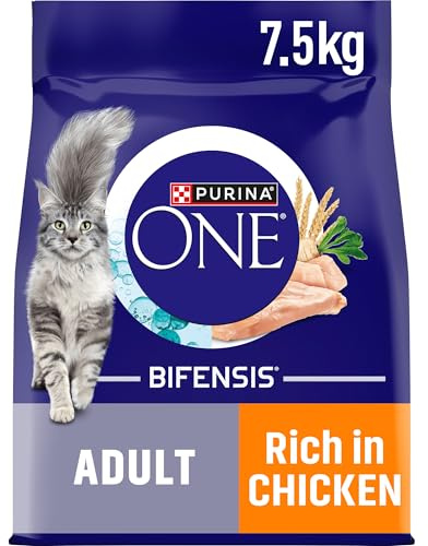 PURINA ONE Adult Dry Cat Food - Rich in Chicken 7.5KG