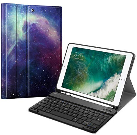 FINTIE Tastatur Hülle für iPad 9.7 2018/2017 (5./6. Generation), Air 2/1 | Soft TPU Rückseite Gehäuse mit Stifthalter, magnetisch Abnehmbarer Bluetooth Tastatur (QWERTZ Layout), Die Galaxie
