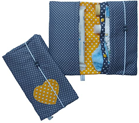 die-kreative-fee Handmade Windeltasche Stoff 4 Fächer Windelorganizer | mit Elastikkordel, geöffnet ca. 33x27 cm, ideal für unterwegs, Herzapplikation auf grauen Pünktchen