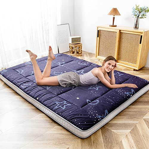 MAXYOYO Futon Matratze, Gepolsterte Japanische Bodenmatratze Gesteppte Bett Matratzenauflage, Extra Dicke Faltbare Isomatte Atmungsaktive Bodenliege Gästebett(Mond und Sterne, 135x190cm)