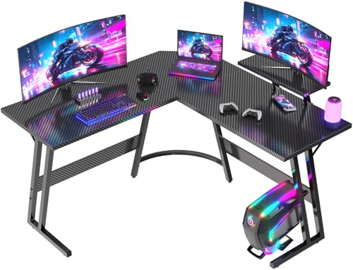 JUMMICO Scrivania Angolare, Scrivania Gaming 120x120cm - Tavolo da Gioco a L con Supporto Reversibile per lo Schermo - Versatile (gioco/lavoro/studio) - Rivestita in Carbonio - Nero1