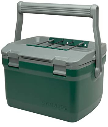 Stanley Adventure Outdoor Cooler 6,6 Liter - Camping Kühlbox Klein - BPA-Frei - Deckel fungiert auch als Sitz - Robuste Isolierbox ohne Strom - Auslaufsicher - Grün