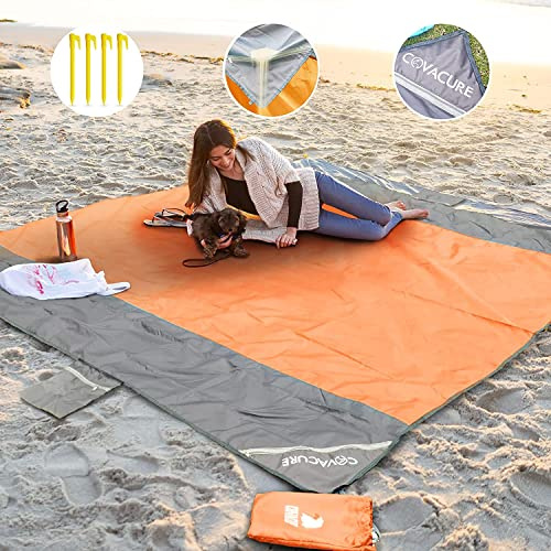 COVACURE Stranddecke 210x200cm Sand- & wasserdicht 0.38kg | Picknickdecke, Strandmatte, ultraleicht & kompakt (19x14x6cm), inkl. 4 Sandheringe & Tasche, Strand/Camping/Picknick