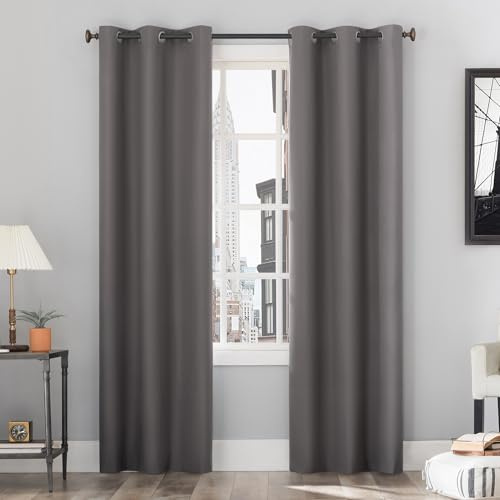 SUN ZERO Cyrus Thermovorhang mit Ösen, 100% Verdunkelung, 101,6 x 213,4 cm, Grau, 1 Paar