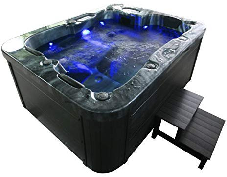 Outdoor Whirlpool Hot Tub Malta Farbe SCHWARZ mit 27 Massage Düsen + WPC Treppe + Heizung + Ozon Desinfektion + LED Beleuchtung für 2-3 Personen für Garten/Terrasse/Außen (Mit Einstiegstreppe)