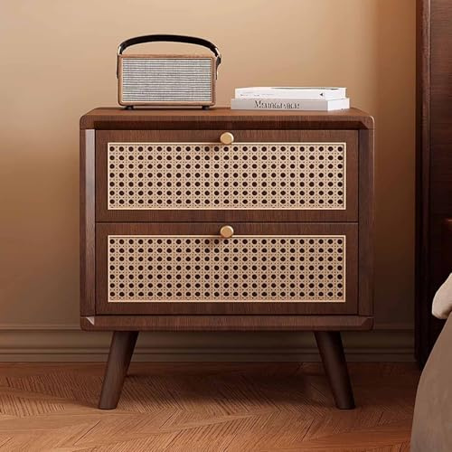 Mesita de noche de madera maciza color nogal, con 2 cajones de ratán y tiradores metálicos. Tamaño compacto, no requiere instalación. Ideal for dormitorio, residencia estudiantil o apartamento.(35cm)