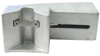 Boîtier V de réception en applique en Aluminium avec gâche pour serrure de portail coulissant en applique. - Noir Ral 9005