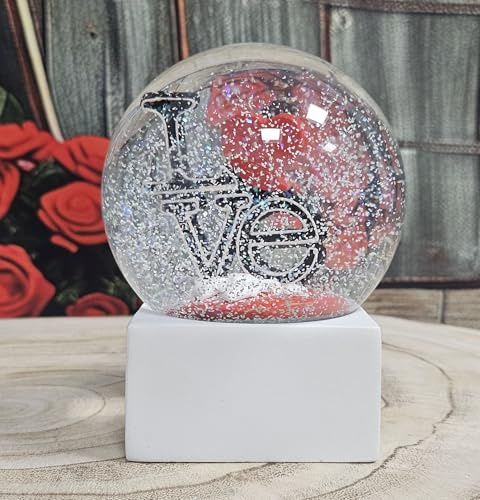 Bola de nieve para San Valentín | Love con corazón sobre base blanca | 100 mm de ancho, 120 mm de alto | Amor en bola de cristal | Idea de regalo | Bola de agitación | 10007