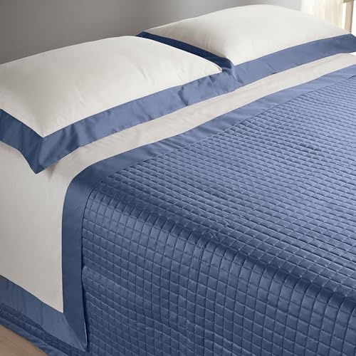 Mahome Completo Lenzuola Matrimoniale Cotone 100% Percalle 300 fili (TC) Balze in Raso - Lenzuolo sotto con angoli 180x200x30cm, Lenzuolo sopra 250x290cm, 2 Federe 80x50cm, Made in Italy (Avio)