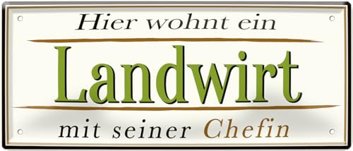 schilderkreis24 Blechschild 28x12cm – „Hier wohnt ein Landwirt mit seiner Chefin“ – Humorvolle Wanddeko für Bauernhof & Zuhause
