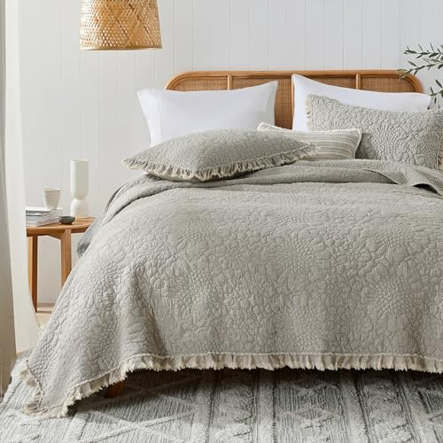 HORIMOTE HOME Beige Ruffled Quilt King Size, Stone-Washed Microfiber Lightweight Crinkled Farmhouse Rustic Shabby Chic Bedding Set, 3 Pieces Reversible Bedspread with Pillow Shams for All Season