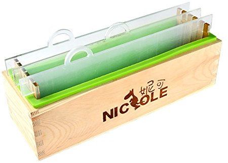 Rechteckige Silikon Seifenform mit Holzbox und transparenter vertikaler Acryl Schindel für handgefertigte Laibform