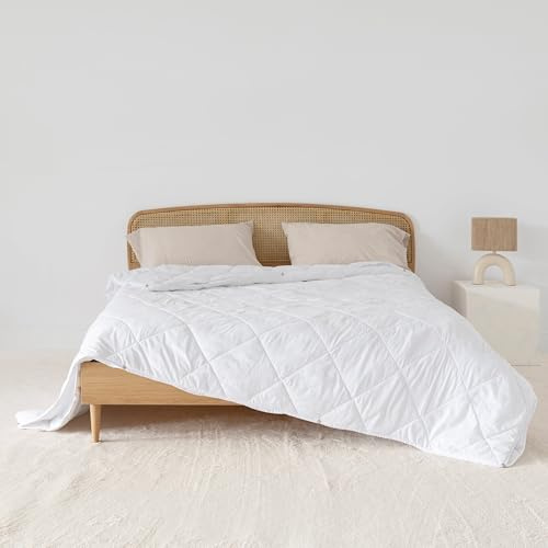 happyfriday Bettdecke für 4 Jahreszeiten, 120 + 250 g, Weiß, für Betten mit 180/200 cm (260 x 220 cm), 100 % Mikrofaser, Qualität 120 +