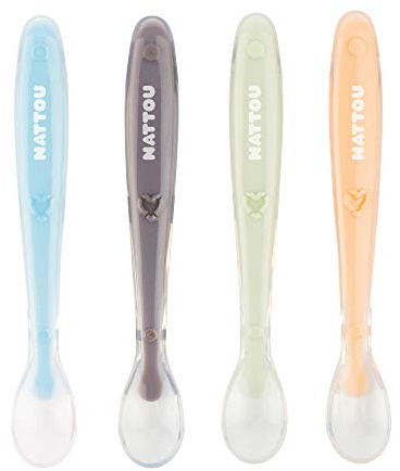 Nattou Cucchiaio in silicone per bambini, 4 pezzi, lunghezza 16 cm, con scatola per il trasporto per 1 cucchiaio, senza BPA, silicone, colorato