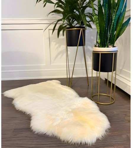 Tru Lamb Sheepskin Area Rug Real Sheepskin Wool Area Rug for Linving Room, Bedroom, Rugs, Sofas and Decor. 2 x 3 ft Sheepskin Rug (Natural White, 2 x 3 ft Sheepskin)
