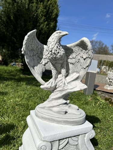 FABRIQ Figura di aquila sulle rocce – Decorazione da giardino realistica in pietra artificiale resistente alle intemperie, altezza 32 cm, peso 4 kg