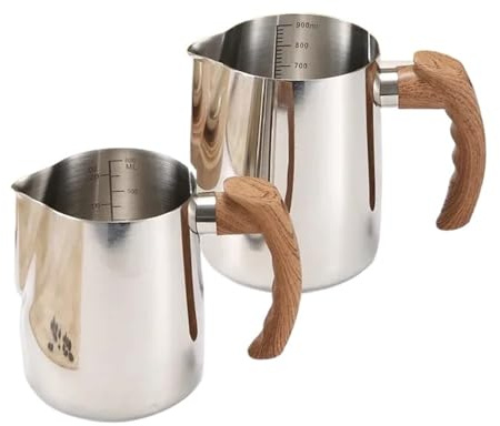 ZFIHAV Kaffee Latte Art Tasse 2 Stück Milchaufschäumkrug mit präziser Skala, Holzgriff, Edelstahl, Latte-Kaffeetasse, Kaffeezubehör(Silver,600ML)