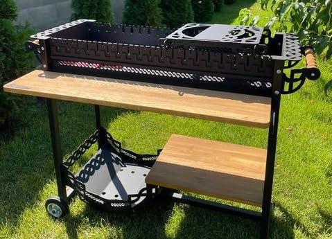 Grill, Mangal, BBQ Armada 1, Gartengrill, Grill mit 4 mm Stahl. Holzregal, Holzfach, bis zu 20 Schaschlik-Spieße, mit Räder, Picknick grill, Camping