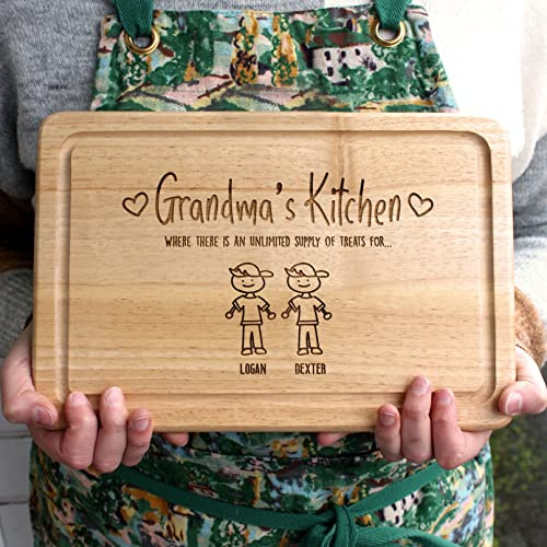 eBuyGB Personalised Family Portrait Chopping Board, Grandma's Kitchen, Where There is an Unlimited Supply of Treats, Cooking Gifts, Birthday, Mother's Day Gift for Granny, Nana