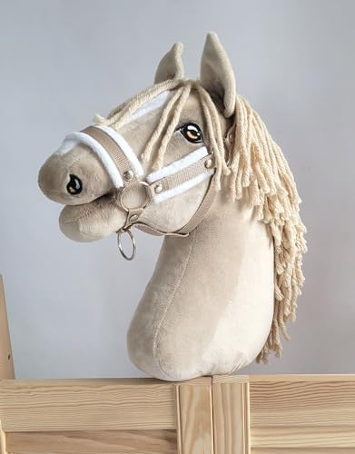 Verstellbares Halfter für Hobby Horse A3 mit Fell. Set ohne Pferd. Beige.