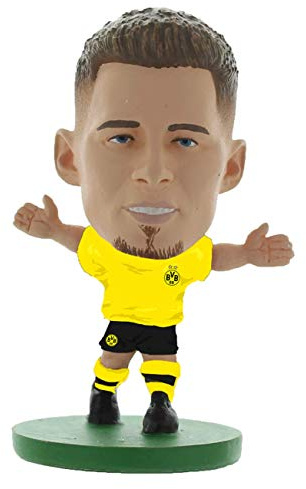 SoccerStarz Borussia Dortmund Thorgan Hazard (Classic Kit) /Figures