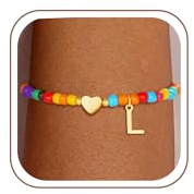SLOONG Einschulung Geschenk - Armband mit Buchstaben für Frauen Mädchen | Vergoldet/Versilbert Bunte Perlen Armband Hypoallergen Armbänder Geburtstagsgeschenk Geschenke für Frauen Mädchen Kinder
