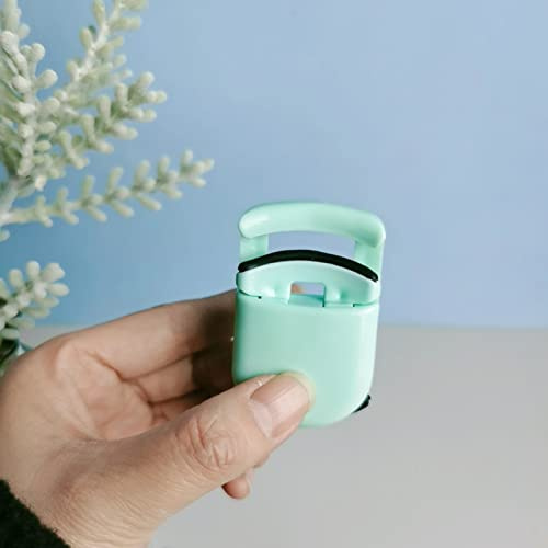 Verdant Touch Tragbare Wimpernzange Reise Mini Wimpernzange Clip mit Ersatzstreifen für Frauen Make-up Tragbare Wimpernzange Grün