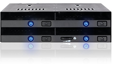 Icy Dock Estación de Acceso sin Meseta con botón de eyección para 4 bahías de 2,5 SATA/SAS SSD/HDD Hot-Swap para bahía de 5,25 - FlexiDOCK MB014SP-B R1