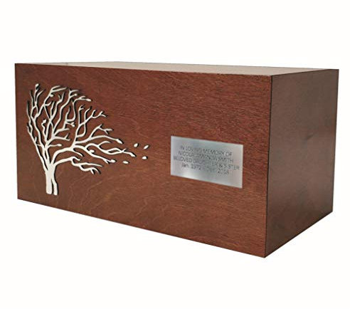 Unique.urns_caskets Urne en bois artistique avec arbre sur le devant. Urne funéraire pour cendres. Urne funéraire pour cendres humaines (ART 19MO) (Noyer moyen + plaque commémorative)